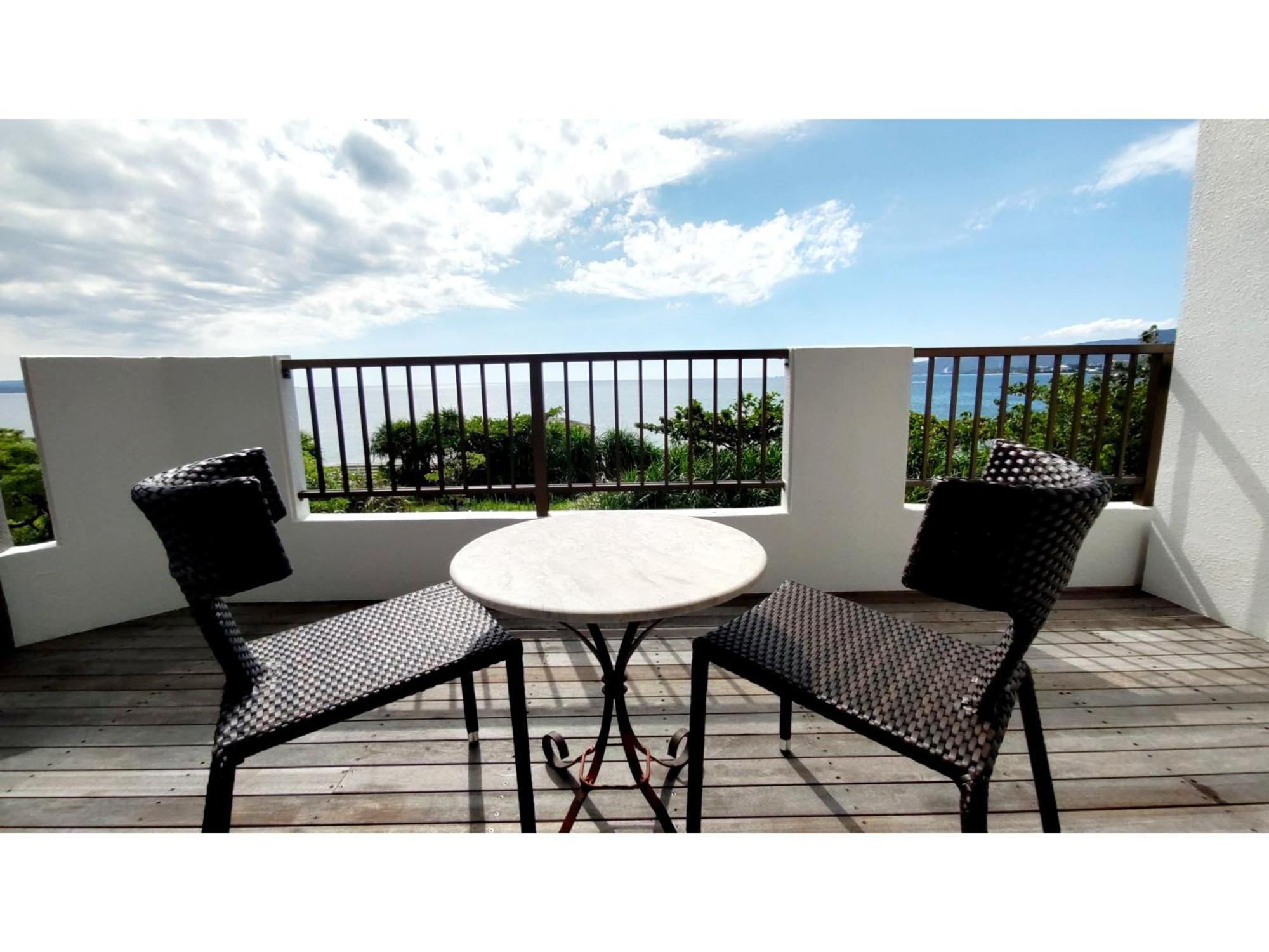 Kariyushi Condominium Resort Sea Side House Nago Eksteriør bilde