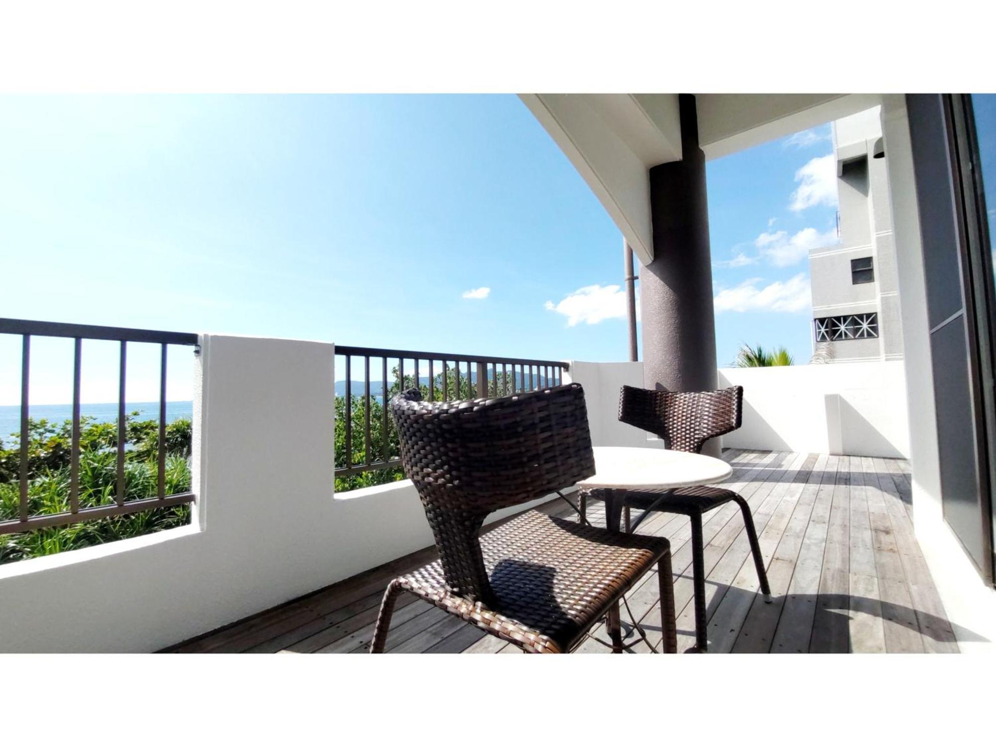 Kariyushi Condominium Resort Sea Side House Nago Eksteriør bilde